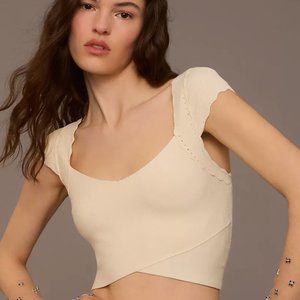 NWT Anthropologie | Cream Cropped Scalloped Sleeve V-Neck Sweater Tee, XL